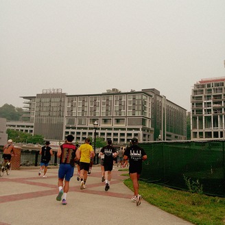 Run Ultra Community 5 Miler photo 6