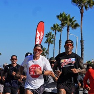 Andy + Eli Run Club logo